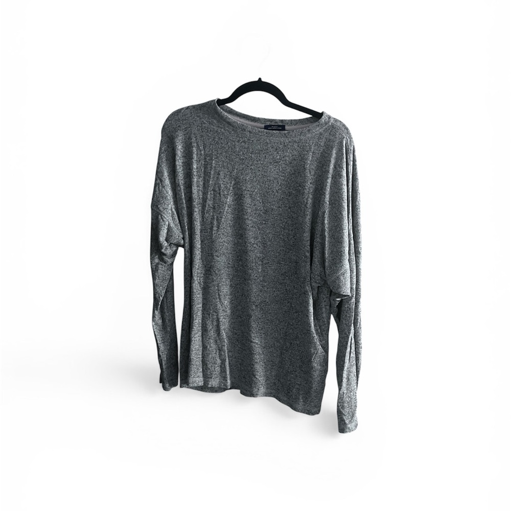 Women’s Long Sleeve Gray Lightweight Top
